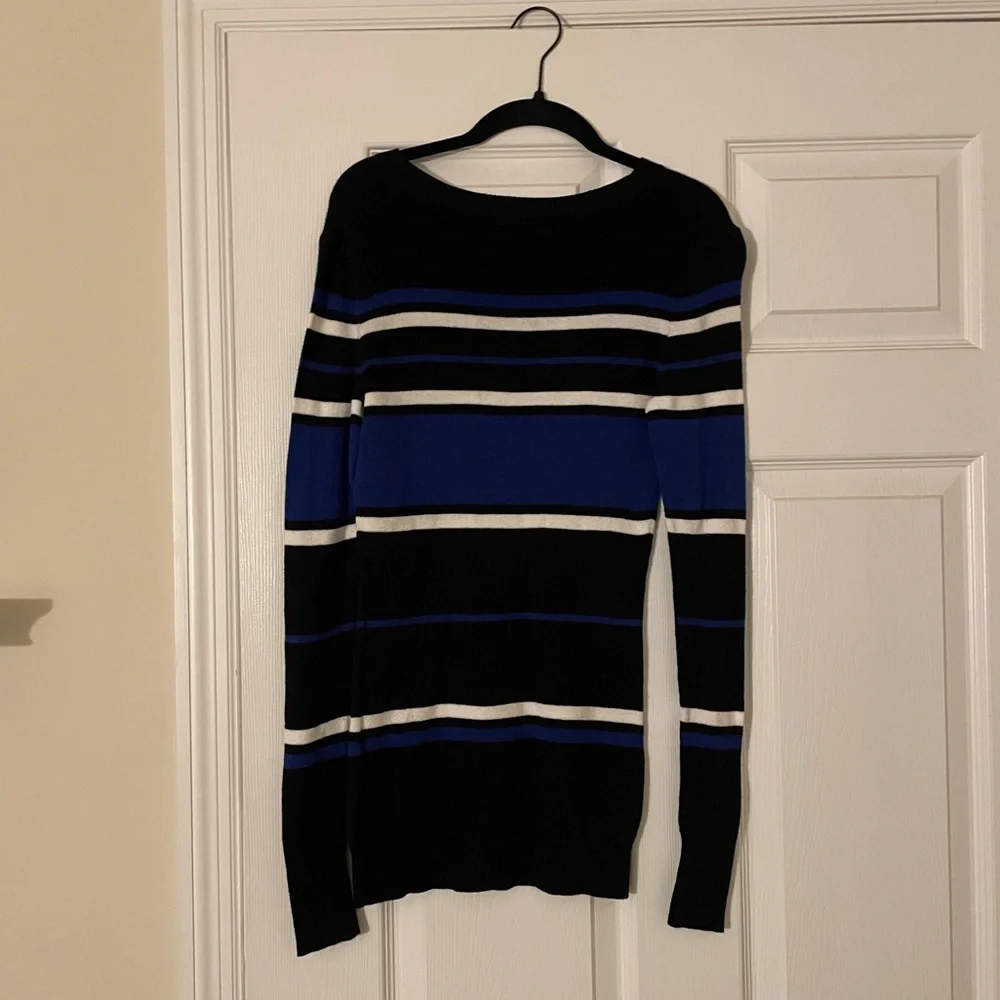 Striped Sweater Express - Picture 2 of 3